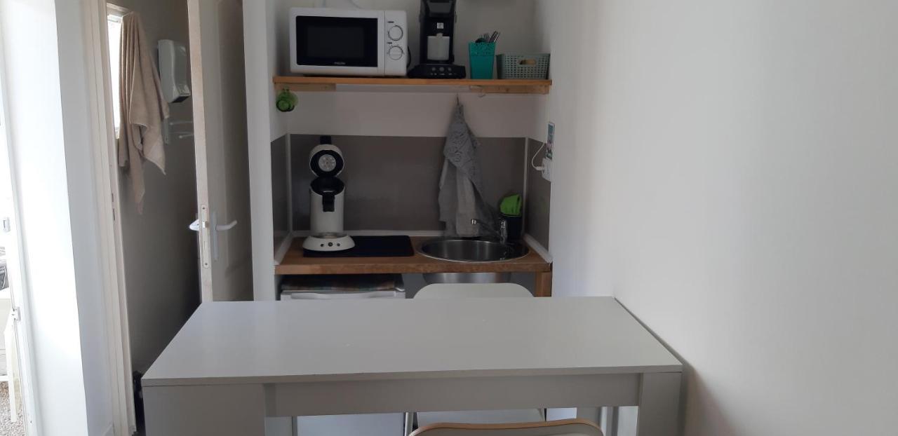 Petit Studio Independant Dans Jardin Avec Parking Et Portail Electrique Marsilya Dış mekan fotoğraf